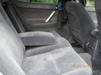 2002 Toyota Allion Photos