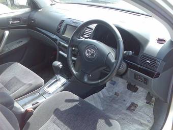 2002 Toyota Allion Photos