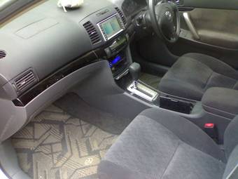 2002 Toyota Allion Photos
