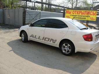 2002 Toyota Allion Photos