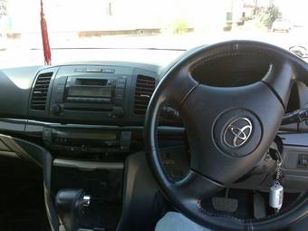 2002 Toyota Allion Photos