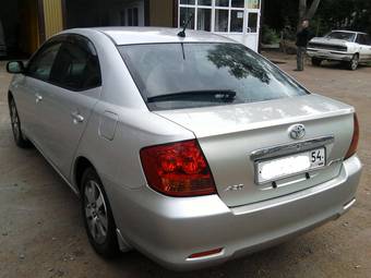 2002 Toyota Allion Pics