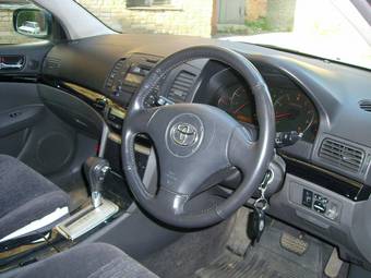 2002 Toyota Allion Photos