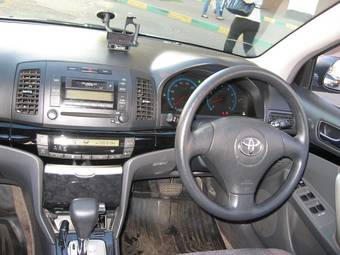 2002 Toyota Allion Photos