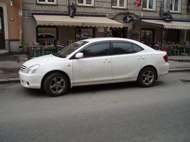 2003 Toyota Allion