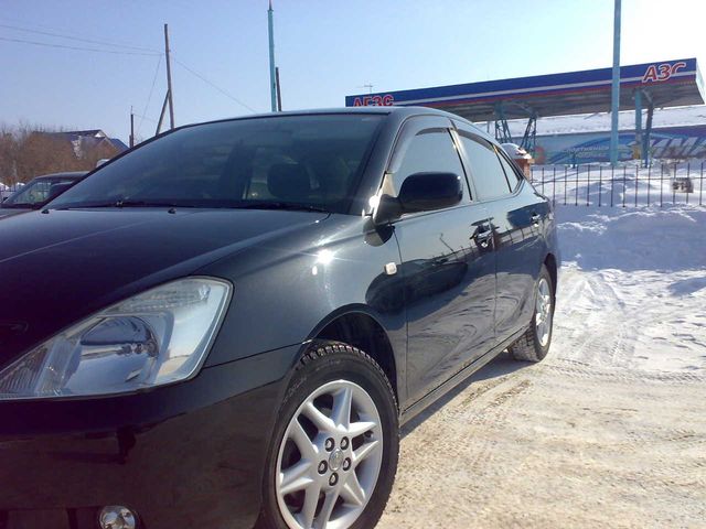 2003 Toyota Allion