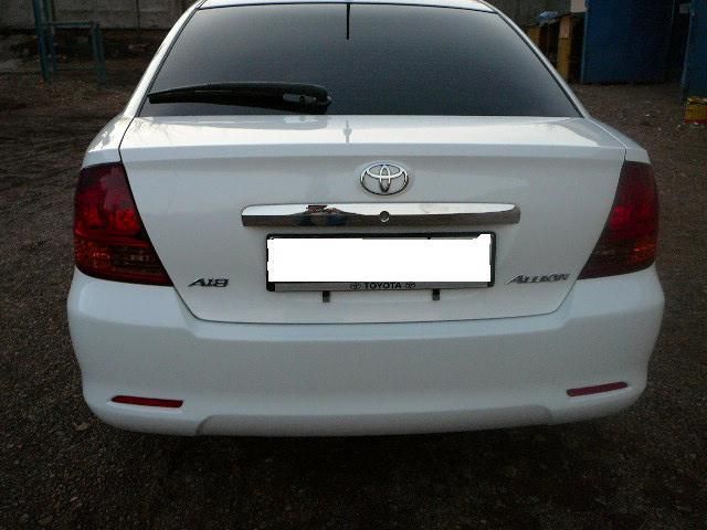 2003 Toyota Allion