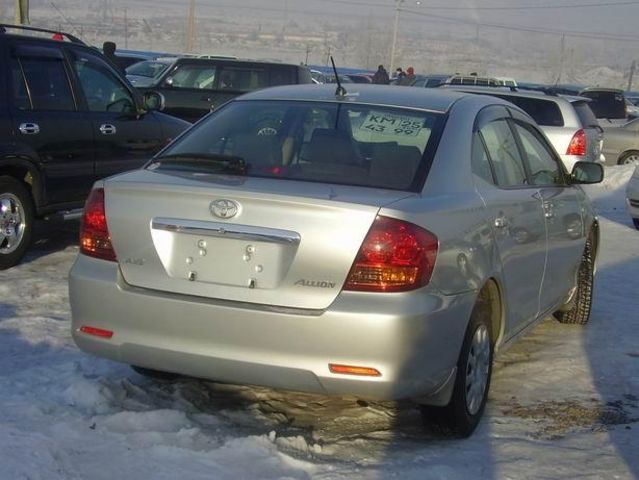 2003 Toyota Allion
