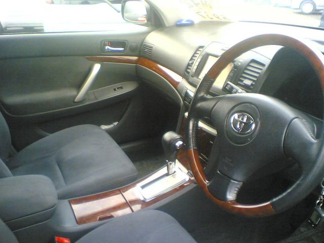 2003 Toyota Allion