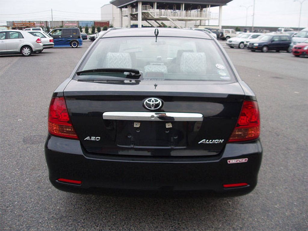 2003 Toyota Allion