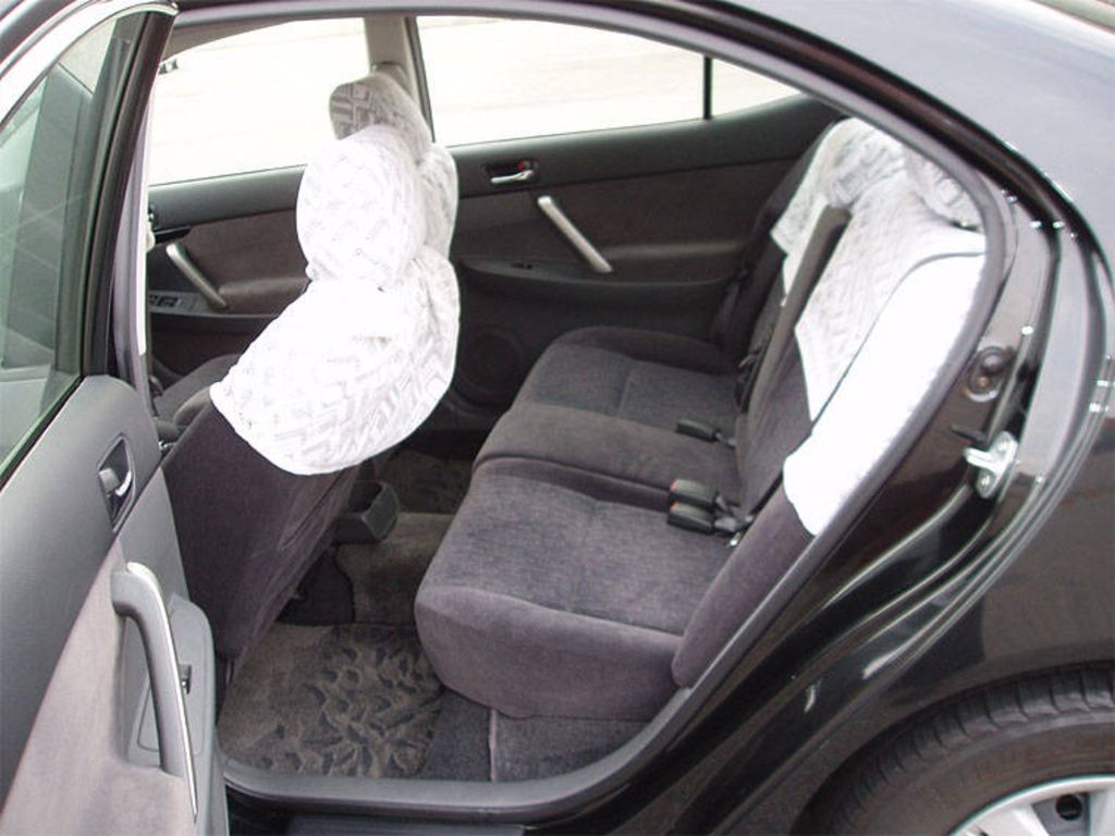 2003 Toyota Allion