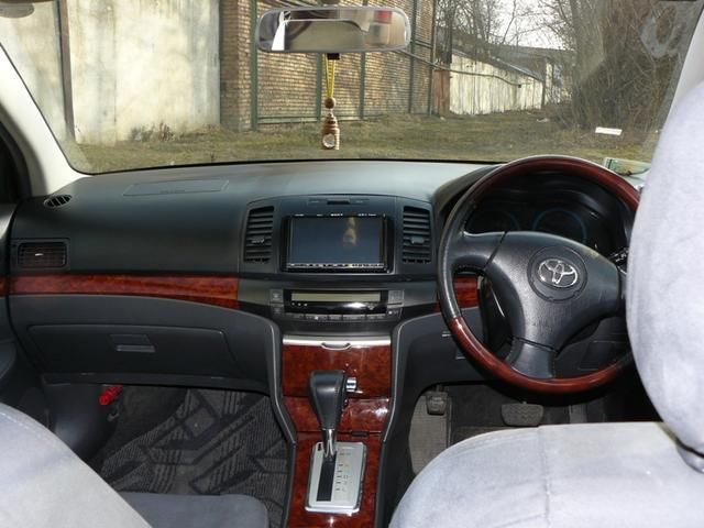 2003 Toyota Allion