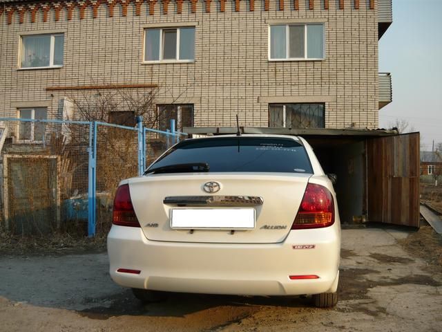 2003 Toyota Allion