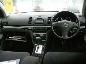 2003 Toyota Allion Pics