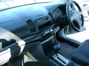 2003 Toyota Allion Photos