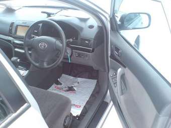 2003 Toyota Allion Pictures