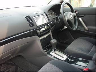 2003 Toyota Allion Photos