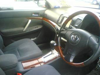 2003 Toyota Allion Photos