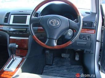 2003 Toyota Allion Photos