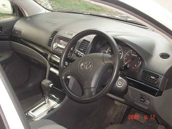 2003 Toyota Allion Photos