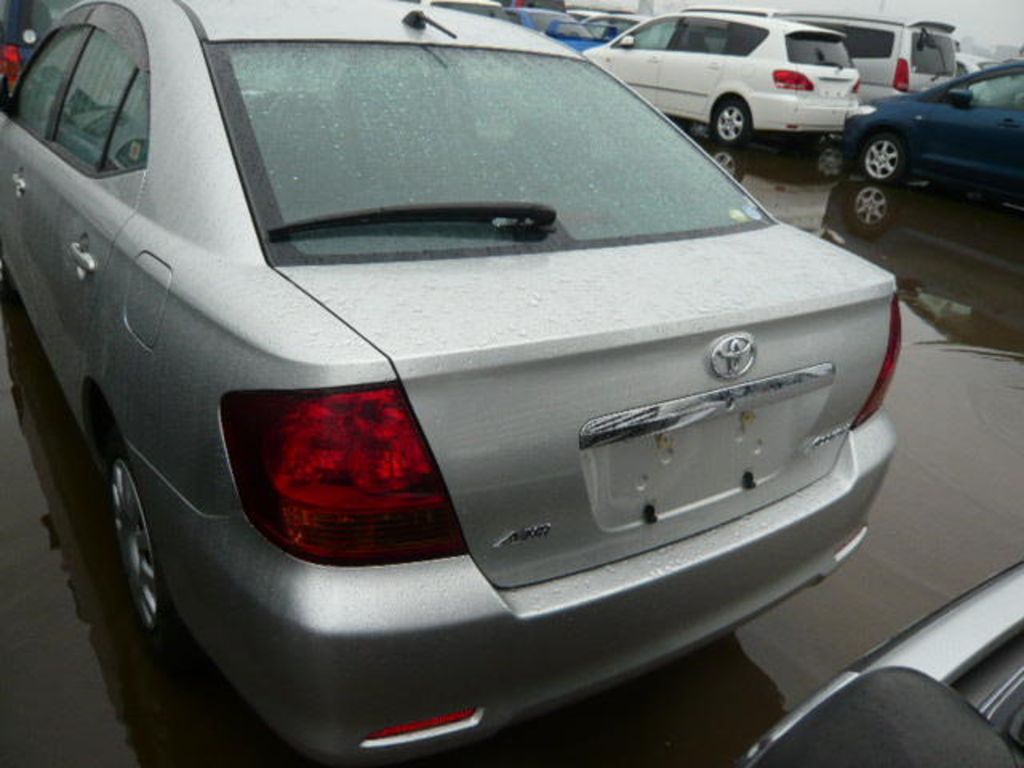 2004 Toyota Allion
