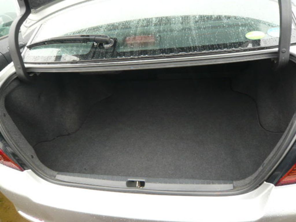 2004 Toyota Allion