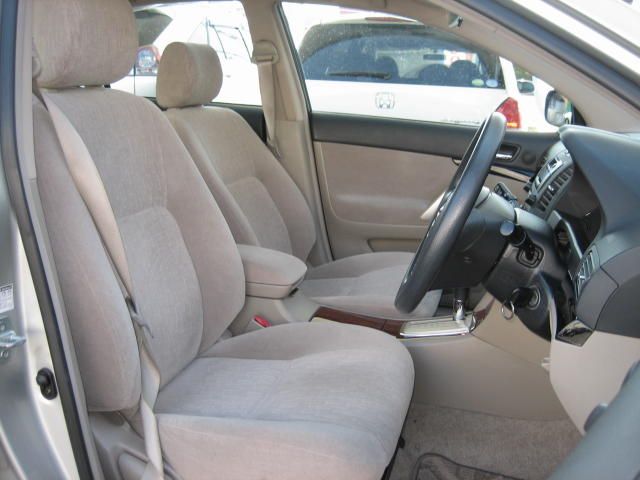 2004 Toyota Allion