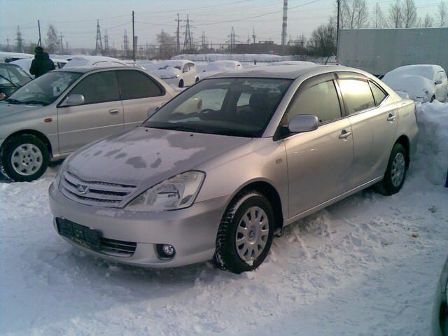 2004 Toyota Allion