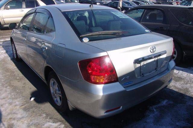 2004 Toyota Allion