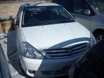 2004 Toyota Allion