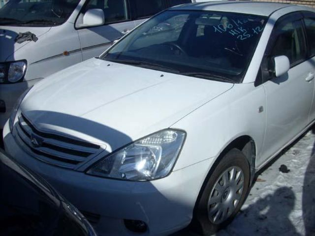 2004 Toyota Allion