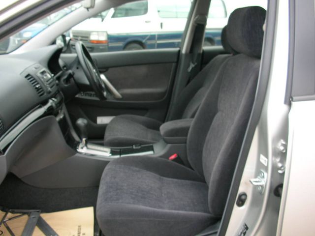 2004 Toyota Allion