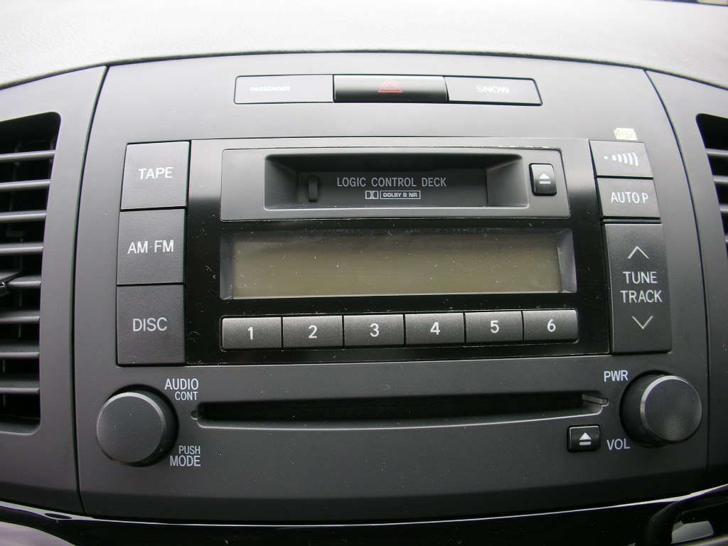 2004 Toyota Allion