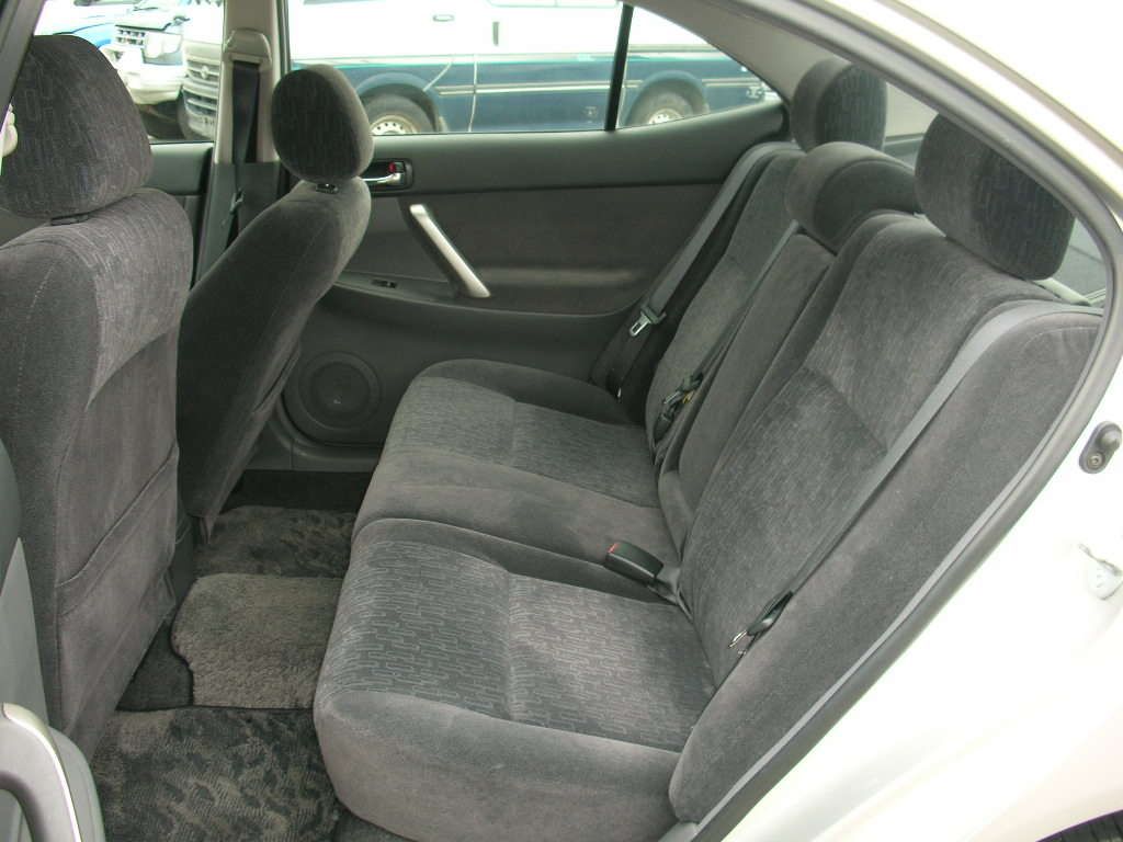 2004 Toyota Allion