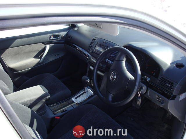 2004 Toyota Allion