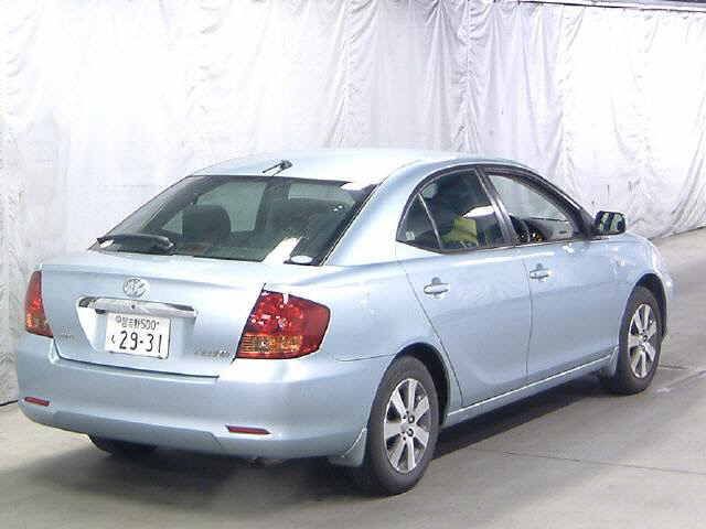 2004 Toyota Allion