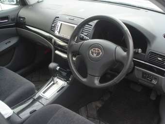 2004 Toyota Allion Images