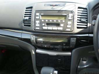 2004 Toyota Allion Pictures