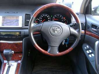 2004 Toyota Allion Pictures