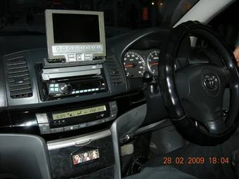 2004 Toyota Allion Images