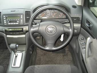 2004 Toyota Allion Pictures