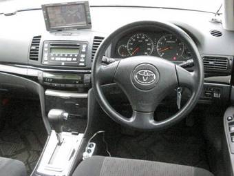 2004 Toyota Allion Photos