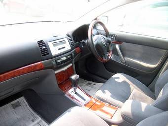 2004 Toyota Allion Pictures