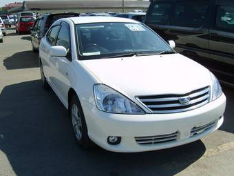 2004 Toyota Allion Pics