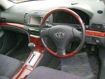 2004 Toyota Allion Photos