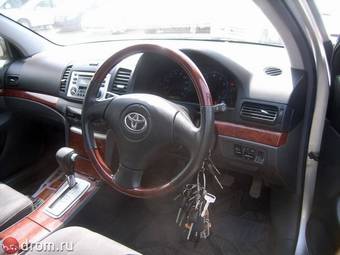 2004 Toyota Allion Pictures