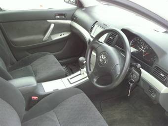 2004 Toyota Allion Photos