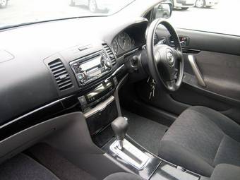 2004 Toyota Allion Pictures