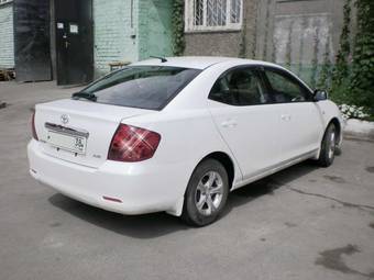 2004 Toyota Allion Photos