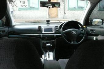 2004 Toyota Allion Pictures